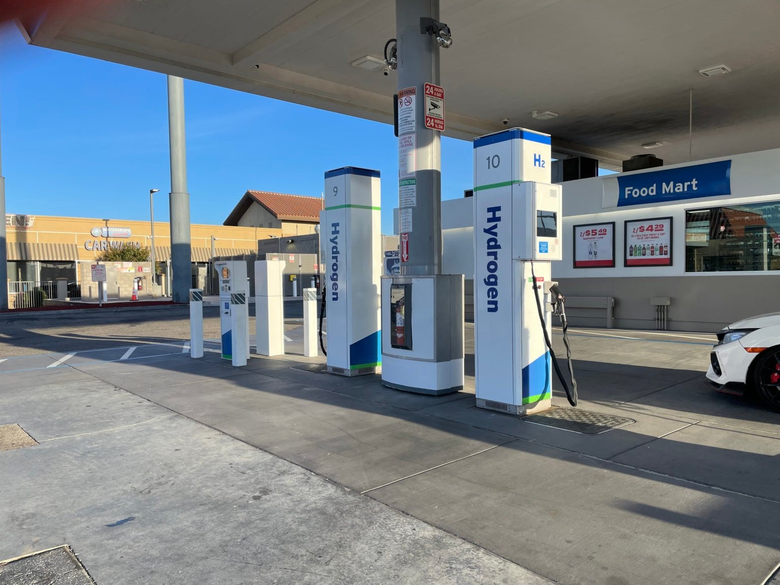 A Cavendish hydrogen refuelling station in California.
