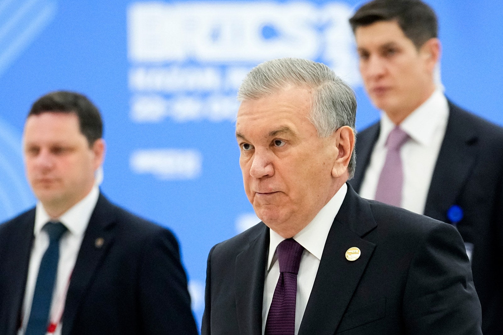 Uzbekistan sets new renewable energy target as gas production drops ...