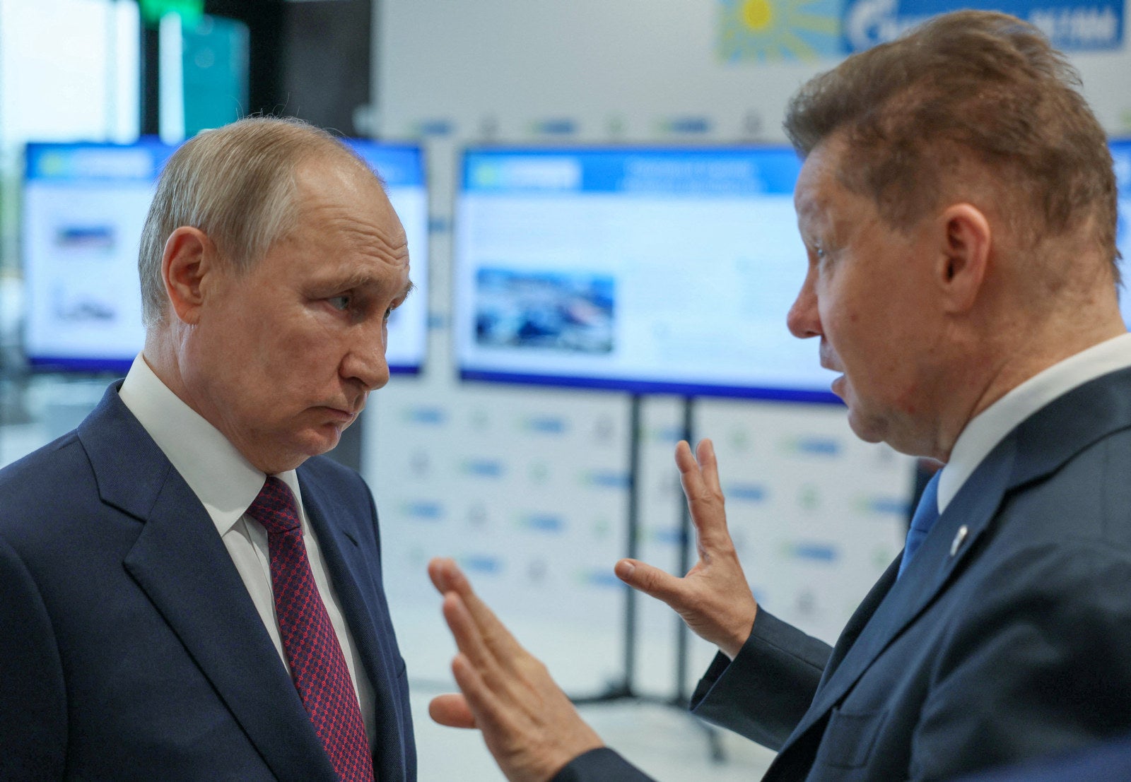 Gazprom’s Russian LNG plans hit by new setback as contractors give ...