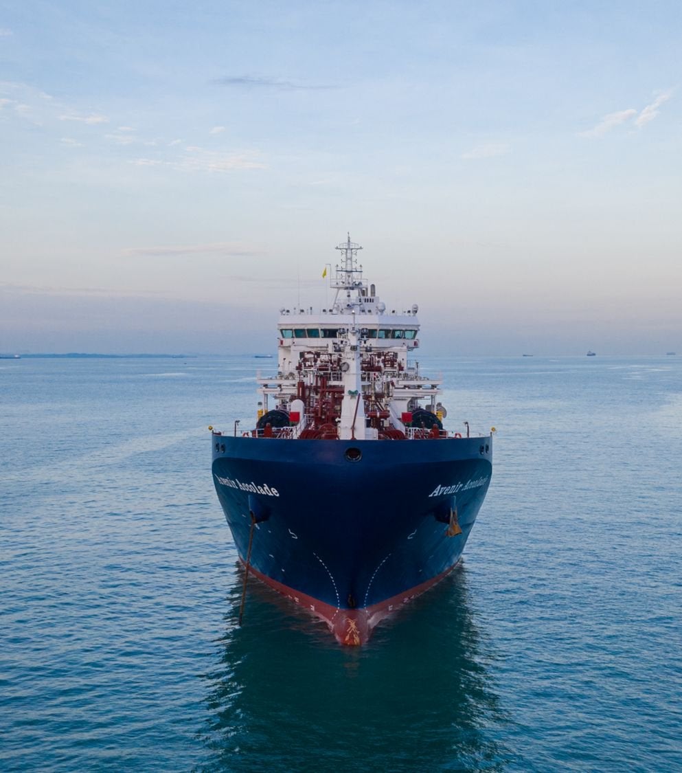 Avenir LNG locks away vessel with Excelerate Energy in multi-year deal