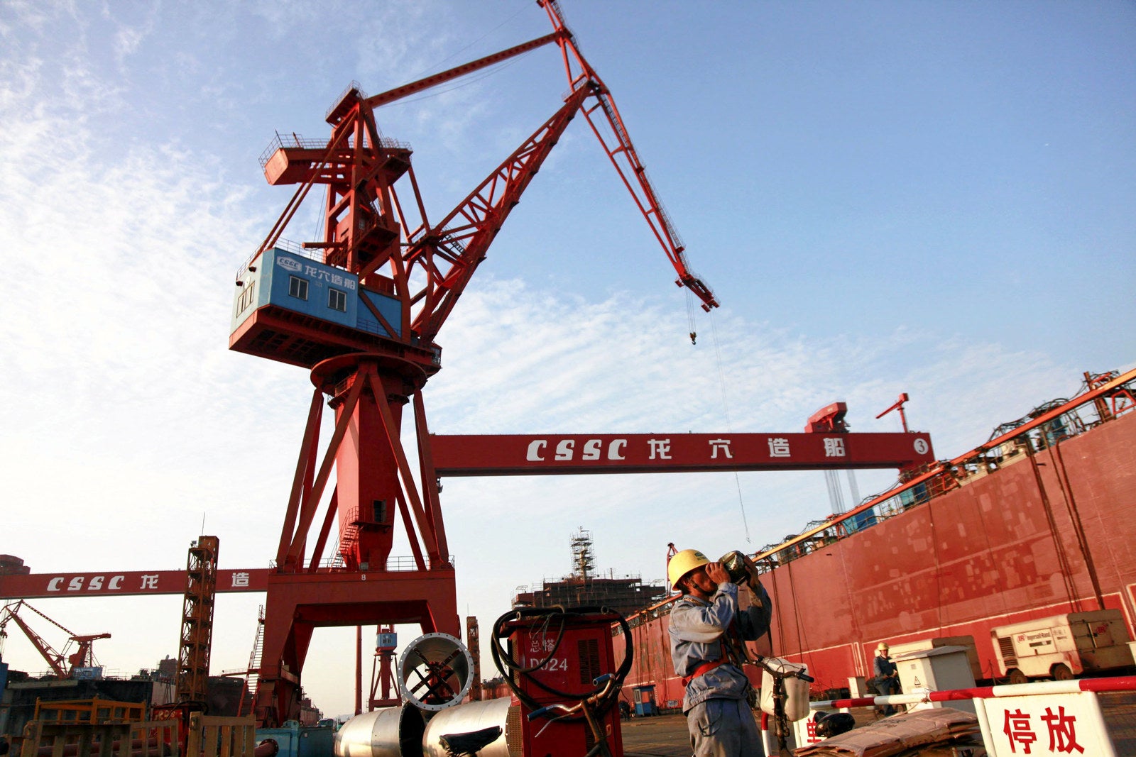 Chinese leasing outfits book boxship giants at CSSC shipyards for MSC ...