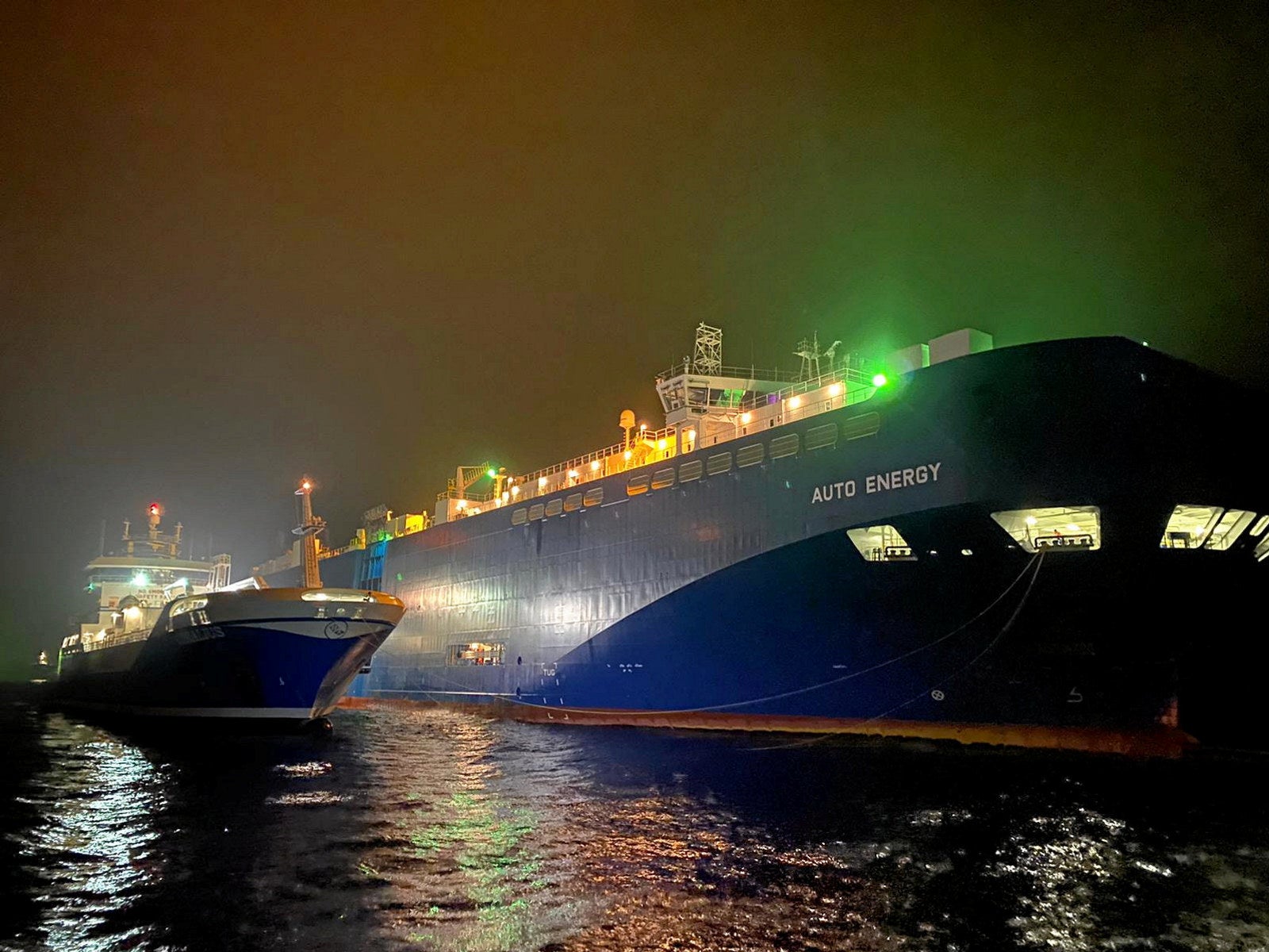 UECC bunkers liquefied biogas blend in car carrier first