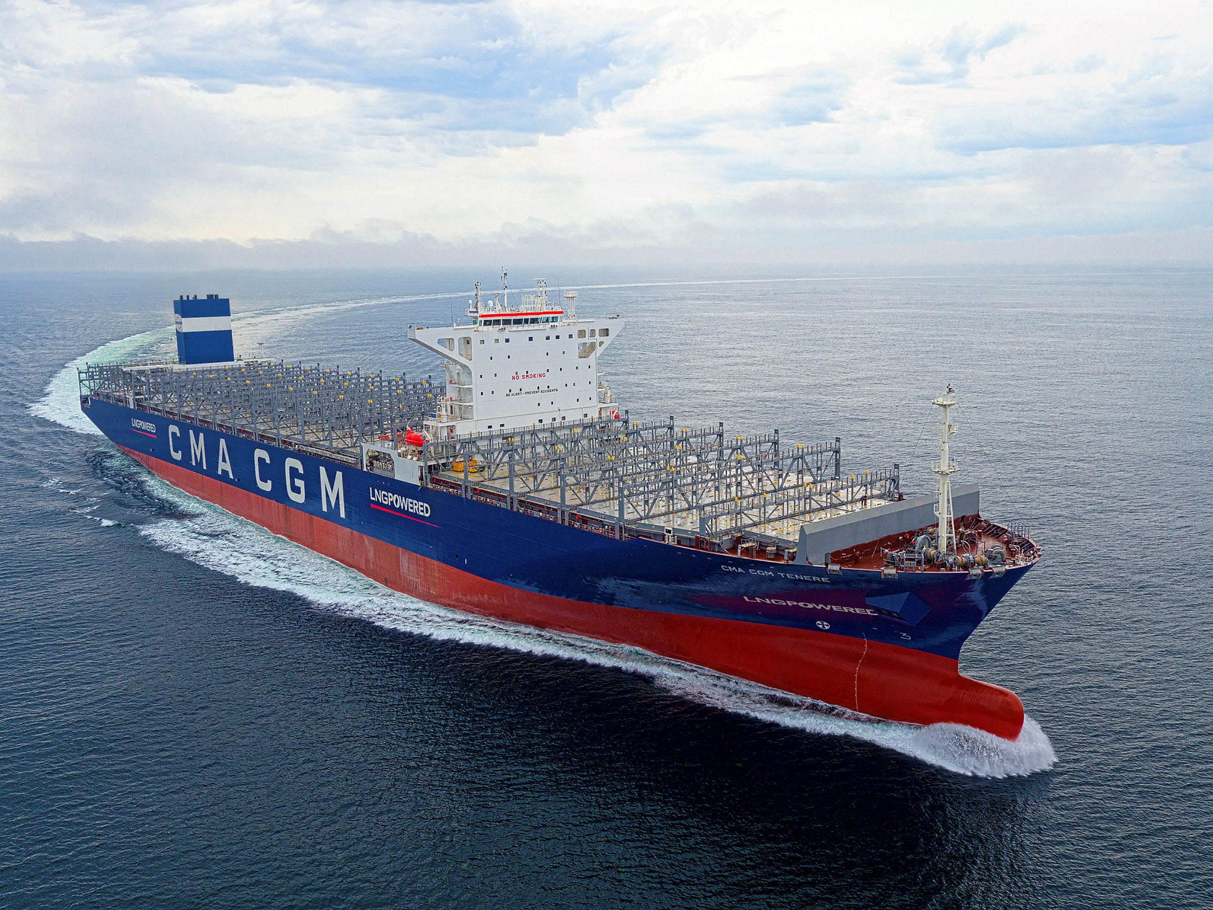 CMA CGM kicks off new era for LNG-fuelled boxships