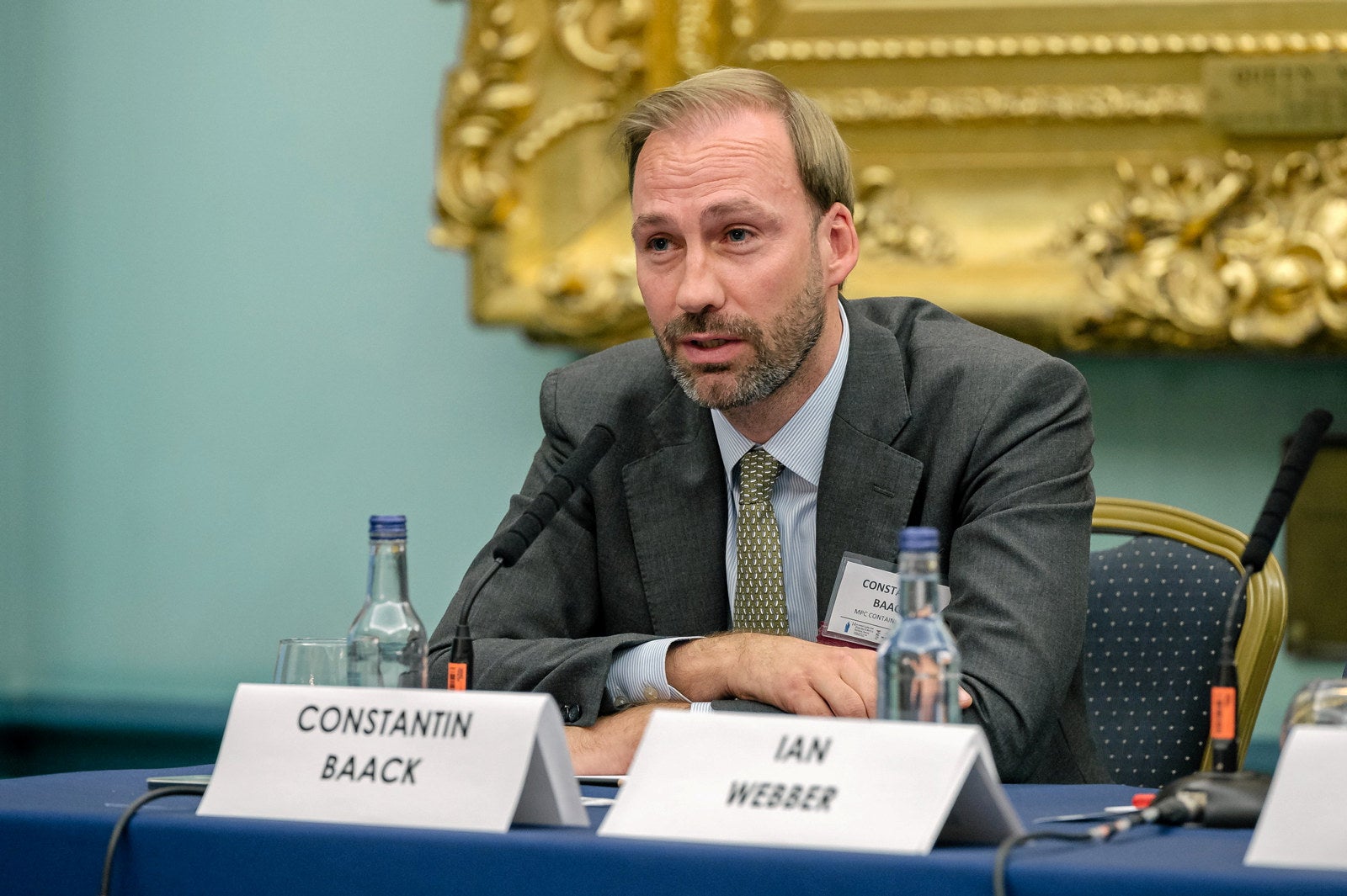 Container ship owners eye benefits of ‘friend-shoring’ as geopolitics ...