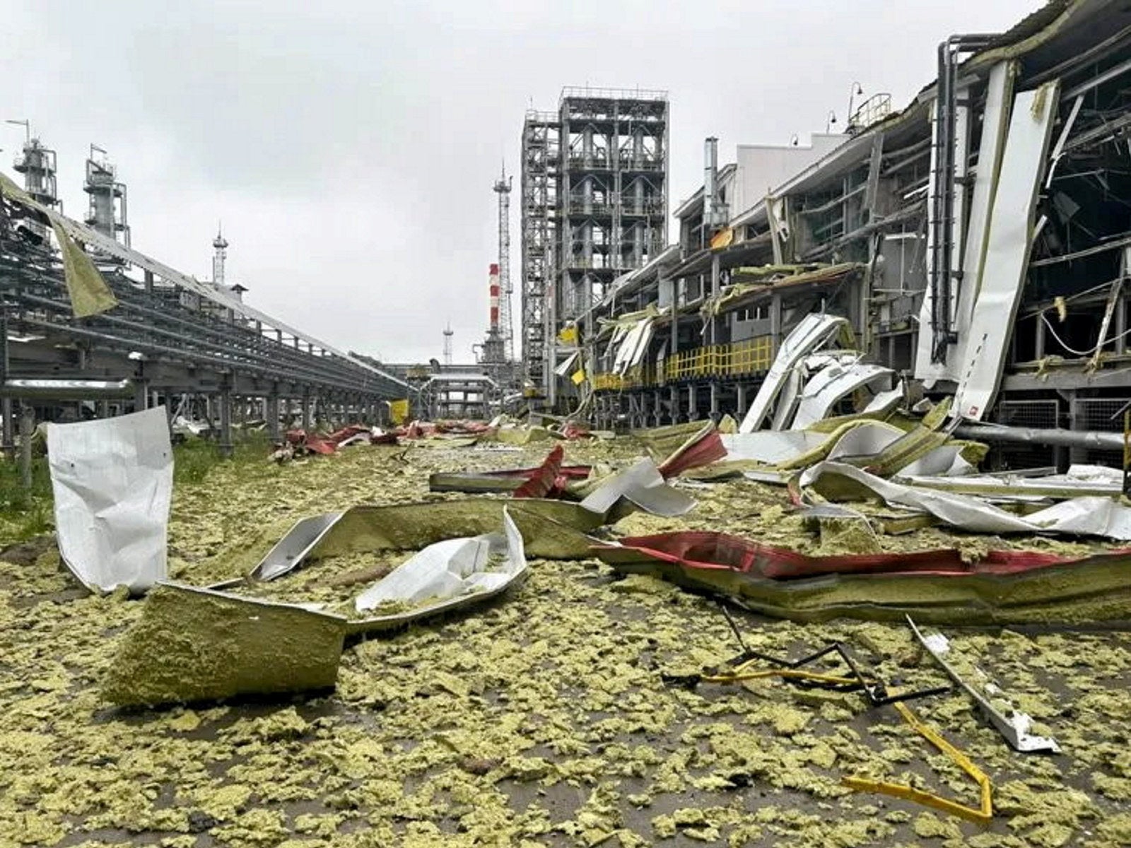 One dead and eight injured after explosion at Russian gas facility ...