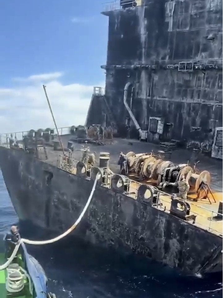 Tow dropped in storm leaving Russia’s damaged LNG carrier Arctic ...