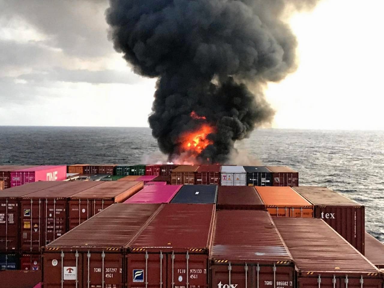 Hapag-Lloyd set to settle portion of claims in container ship fire ...