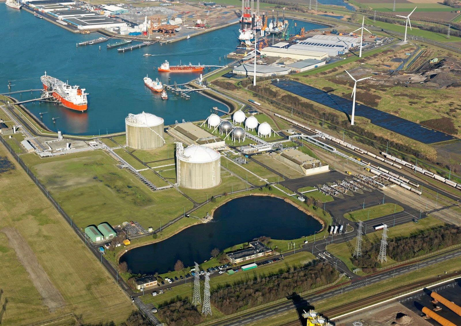 Vopak converting Dutch LPG tanks to store imported green ammonia