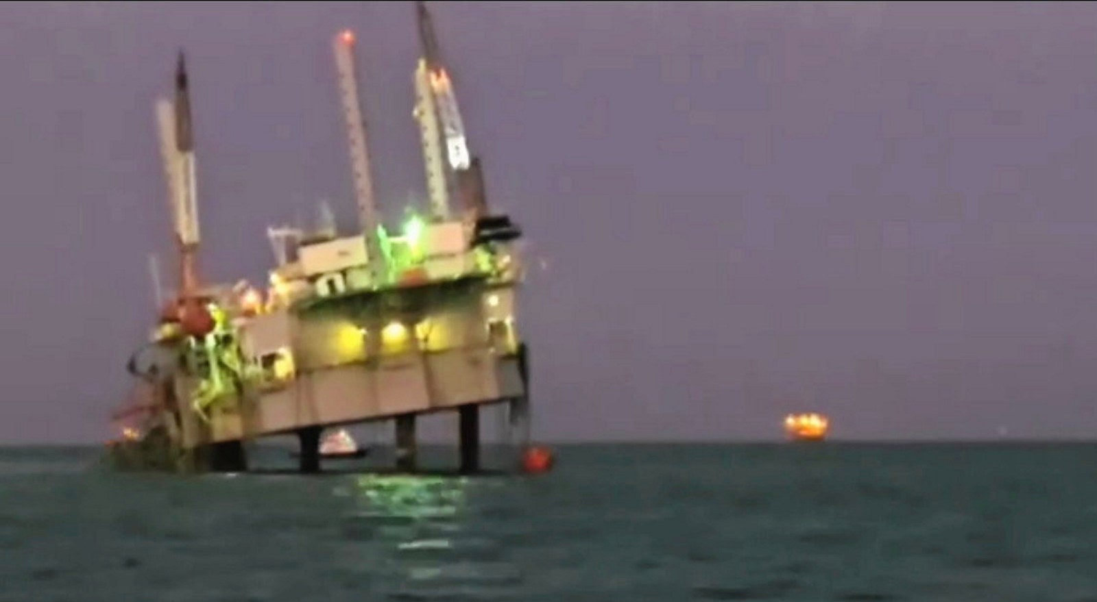 Crew member missing after rig collapse | Upstream