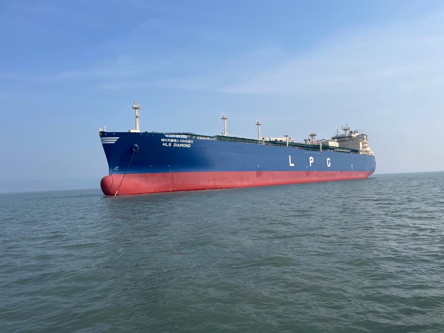 VLGC spot rates sink to four-month low as abundance of vessels duke it ...