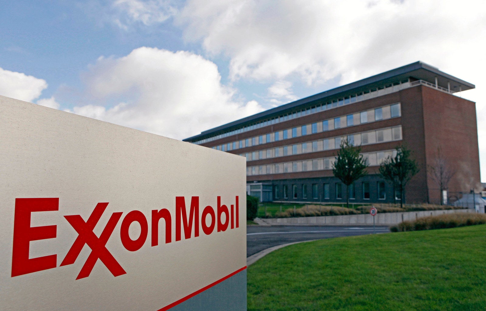 ExxonMobil reaches FID for LaBarge carbon capture expansion | Upstream