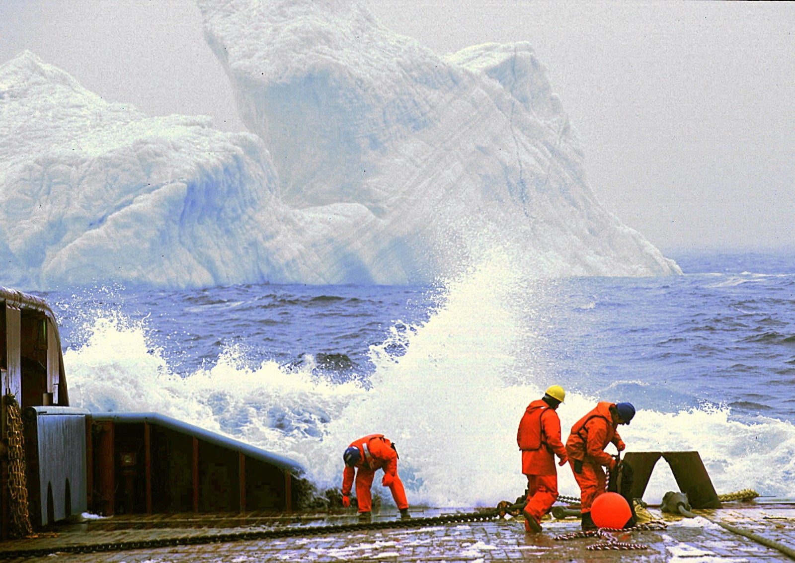 Floating wind 'technically feasible' to power eastern Canada oil ...