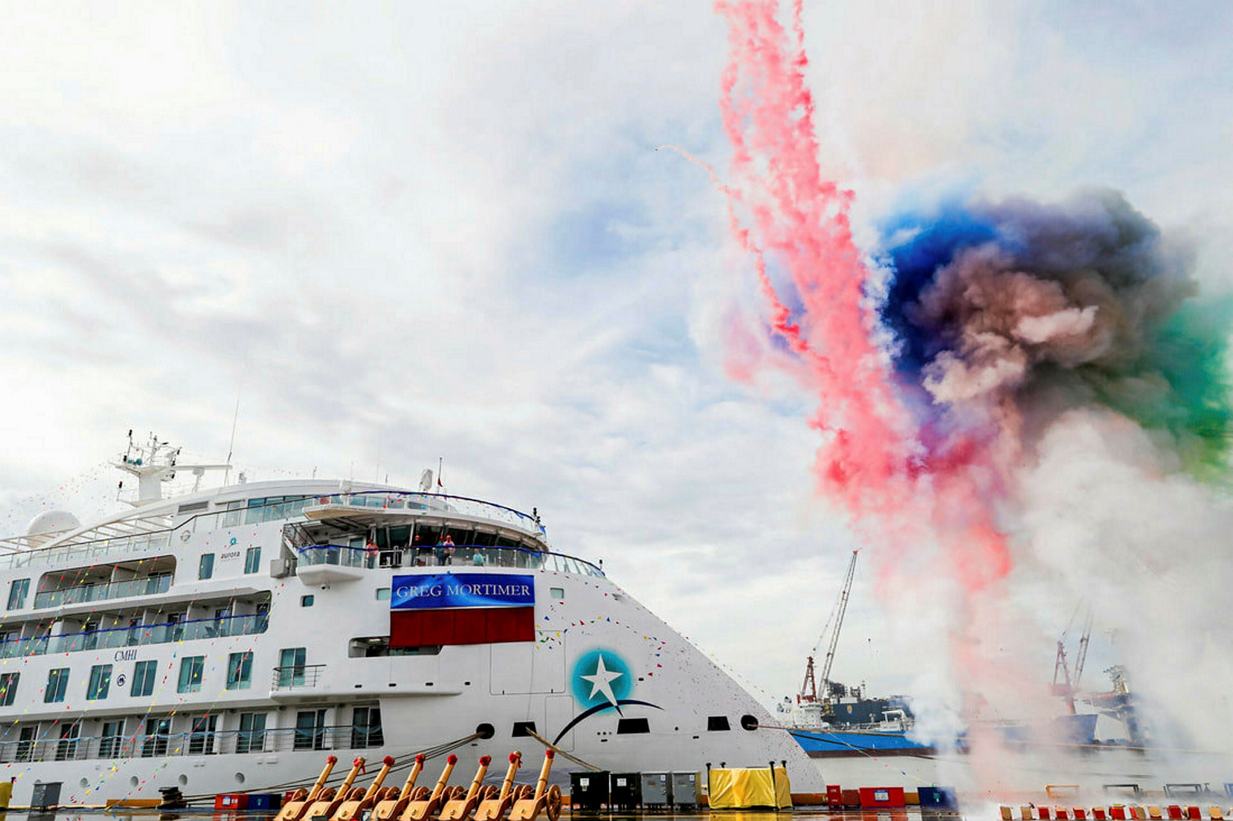 SunStone Ship's first Infinity cruiseship comes sailing in