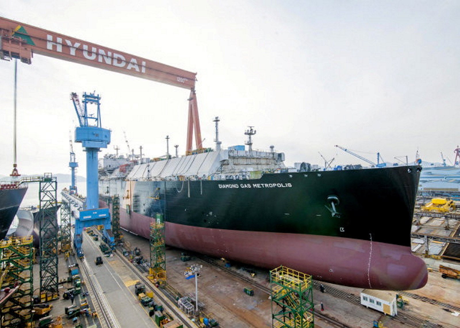 Japanese giant MOL linked to VLGC newbuilding duo at Hyundai yard