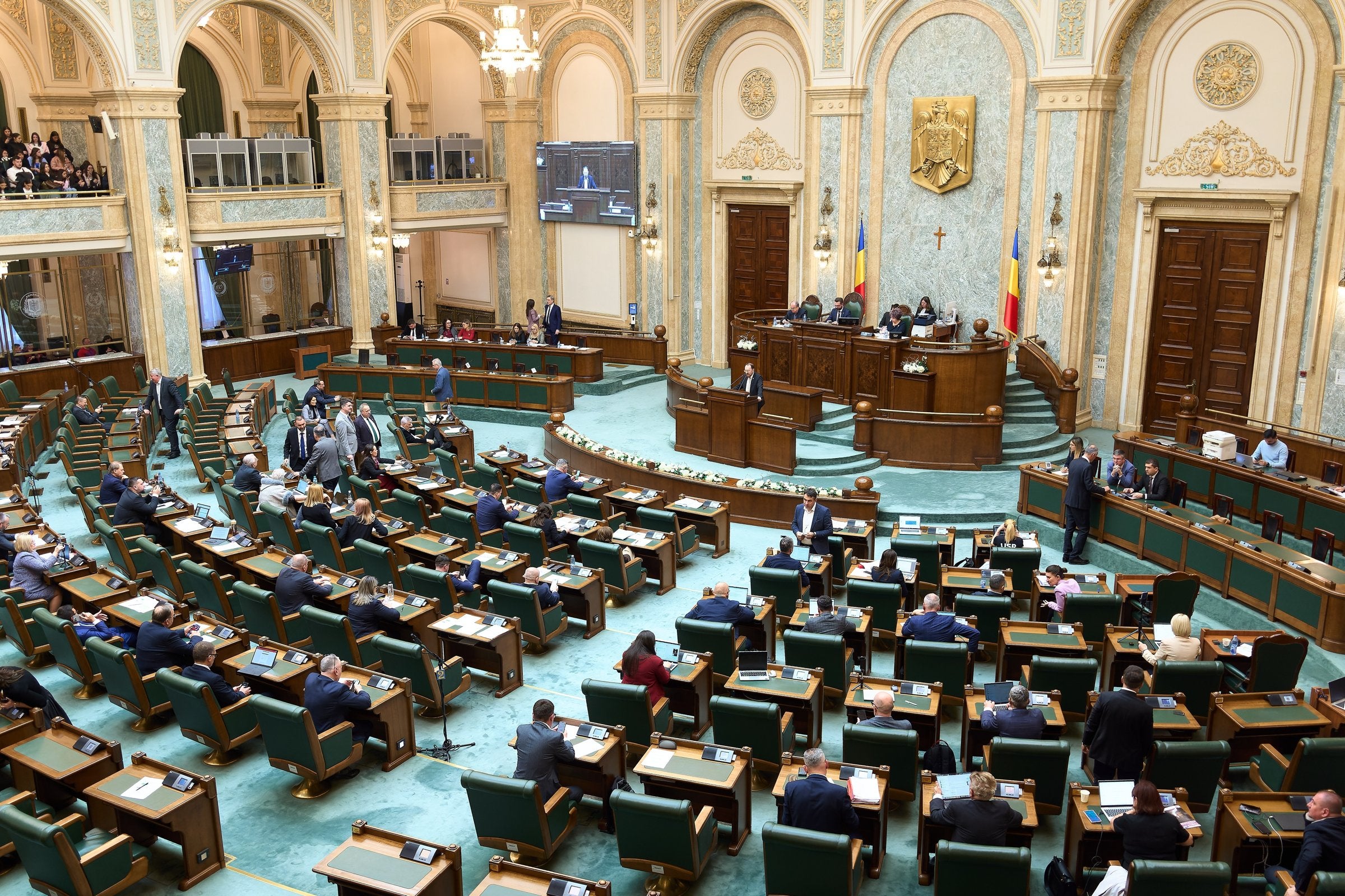 Romania moves to set fines for companies missing 42% industrial green hydrogen target from 2030