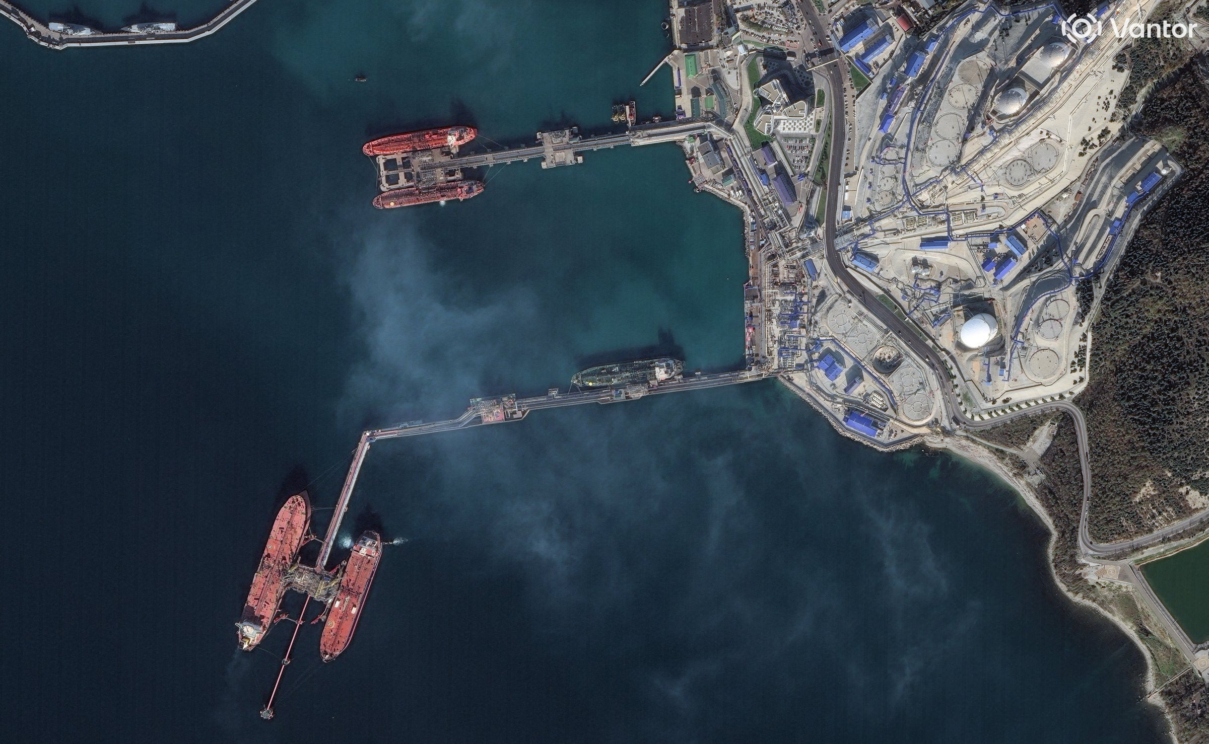 Tanker loadings restart after Ukrainian attack on key Russian port