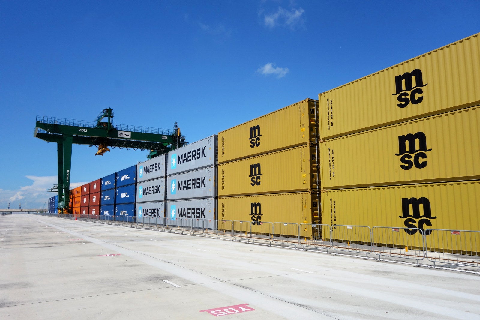 MSC swoops on yet another container ship as buying binge looks set to ...