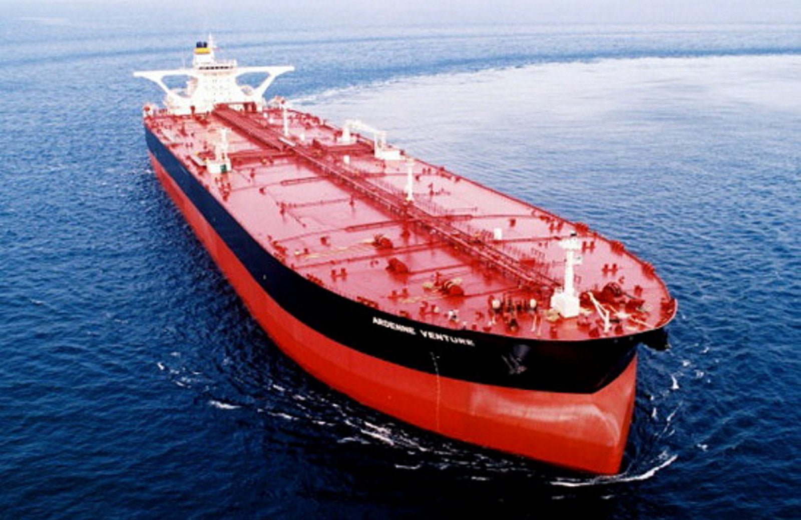 Daily swings can be deceiving as VLCC supply stretched thin, Clarksons says