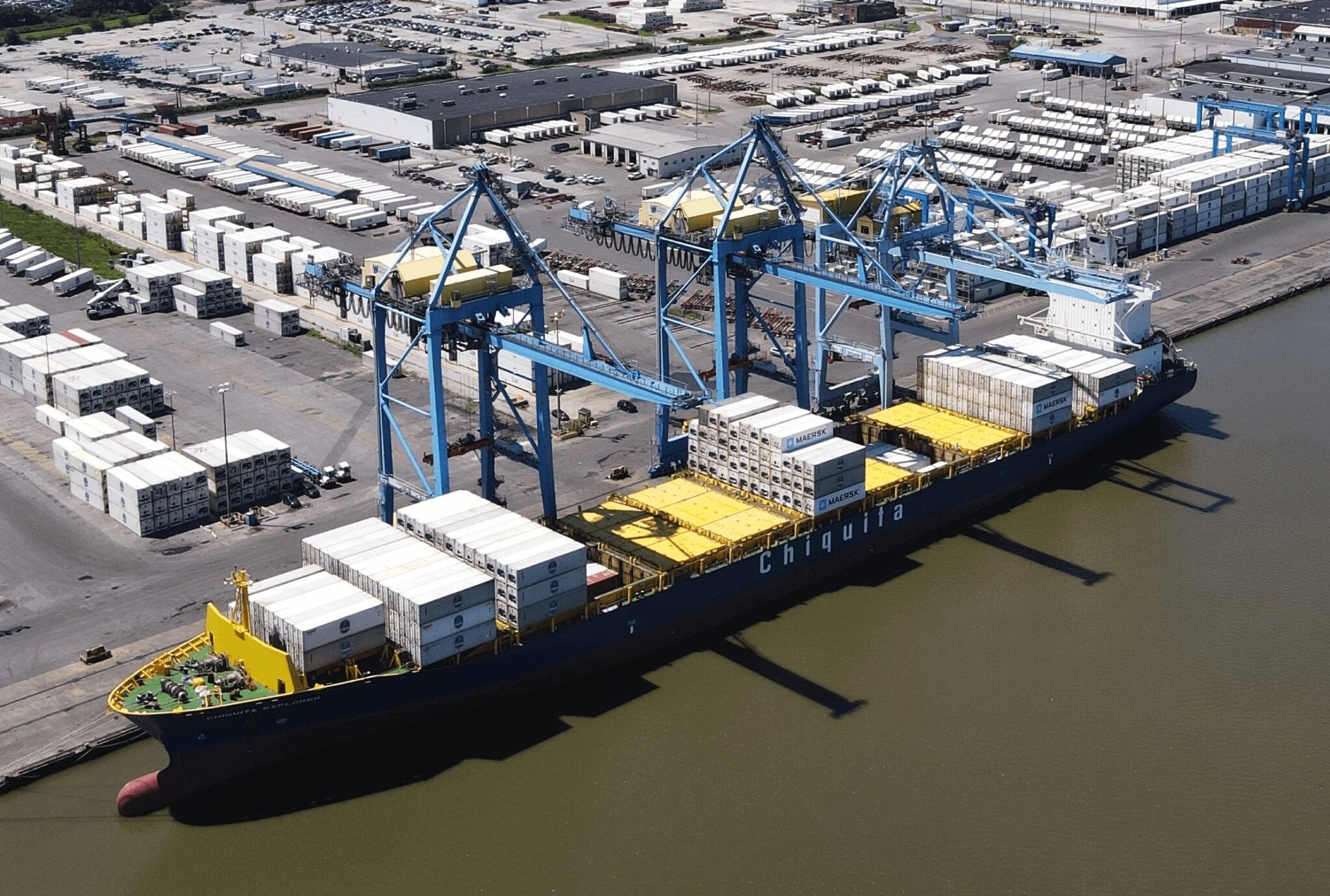 Fire on board United Reefer Services container ship in Wilmington ...