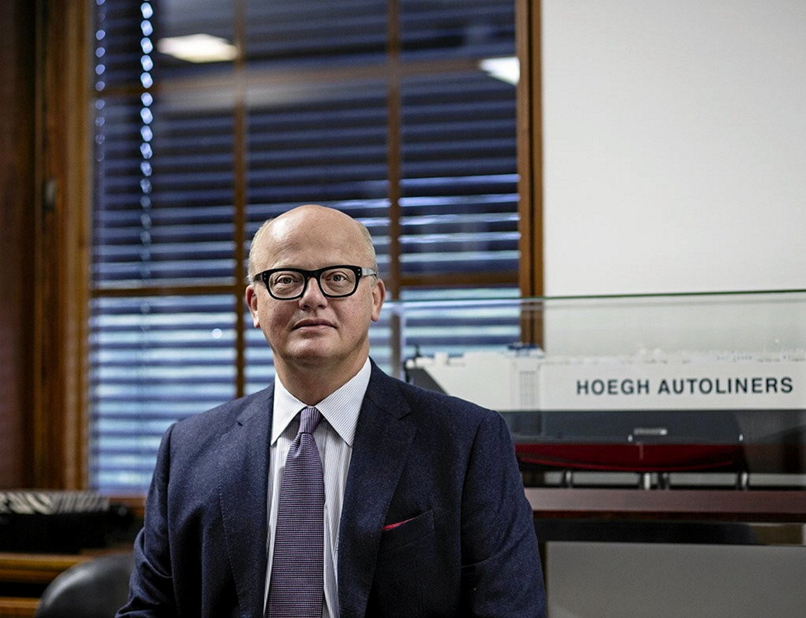 Hoegh kicks tyres on ammonia from terminals to car carriers
