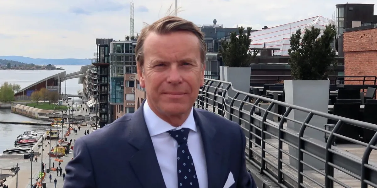 Frontline's $76,900/Day VLCC Charter Deal: A Tanker Market Windfall in Unprecedented Times