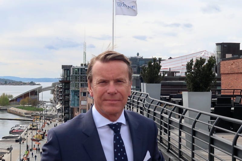 CDATA[**Crude tanker bellwether Frontline** has secured a remarkable charter deal, locking in seven of its VLCCs for a year at an astounding **$76,900 per day**. This lucrative arrangement is with a counterparty widely understood to be **Sinokor Maritime**, marking a significant windfall in the tanker market.
![Lars Barstad is Frontline's chief executive.