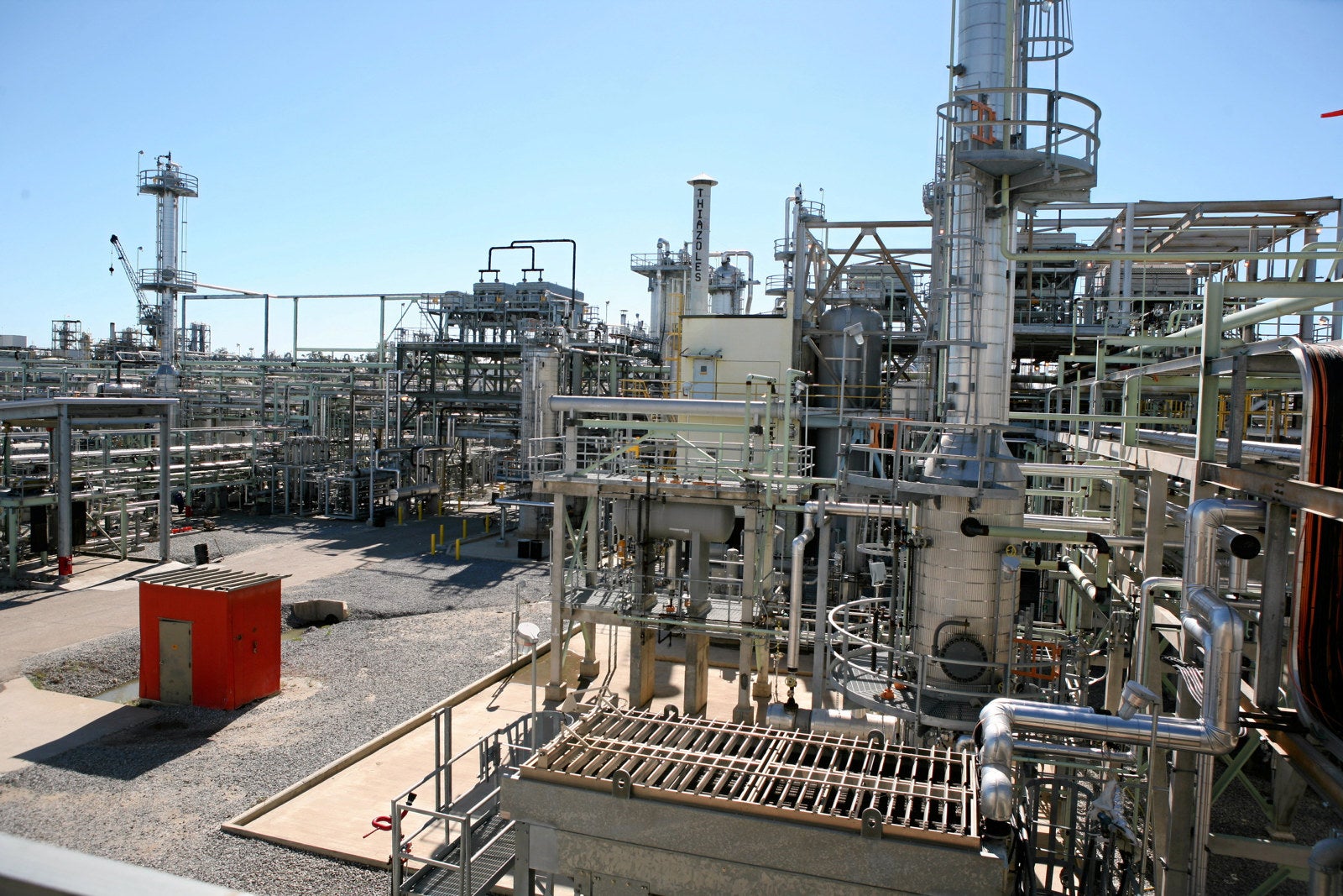 Two workers airlifted to hospital after reported hydrogen gas explosion ...