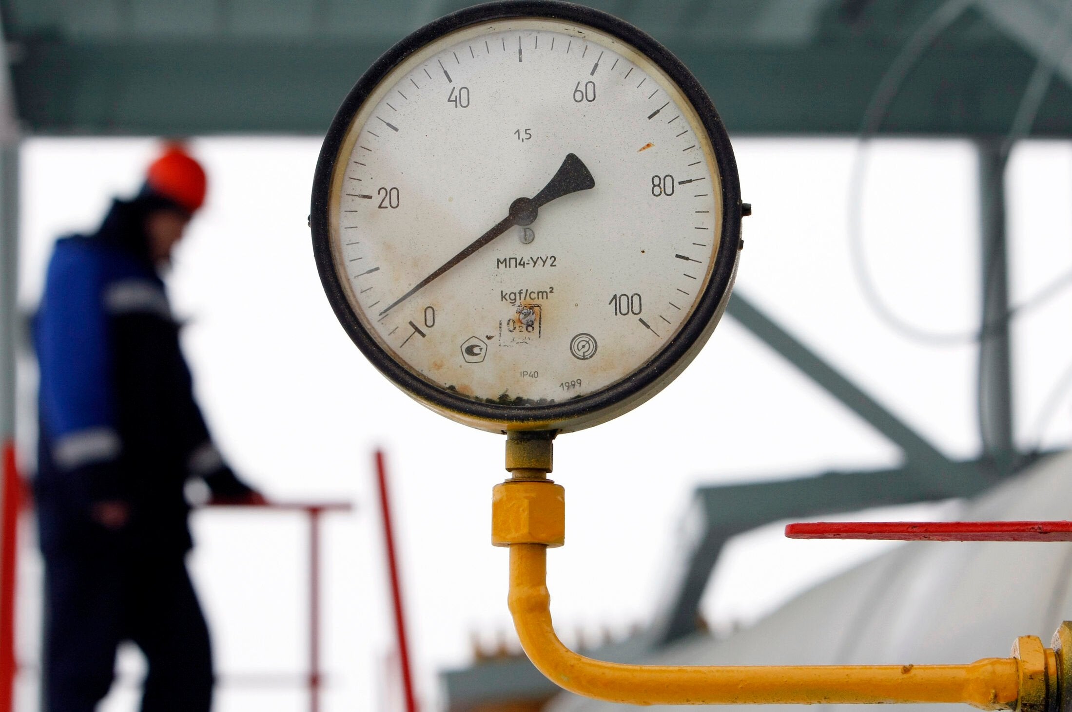Russian troops use large gas pipeline to attack Ukrainian forces | Upstream