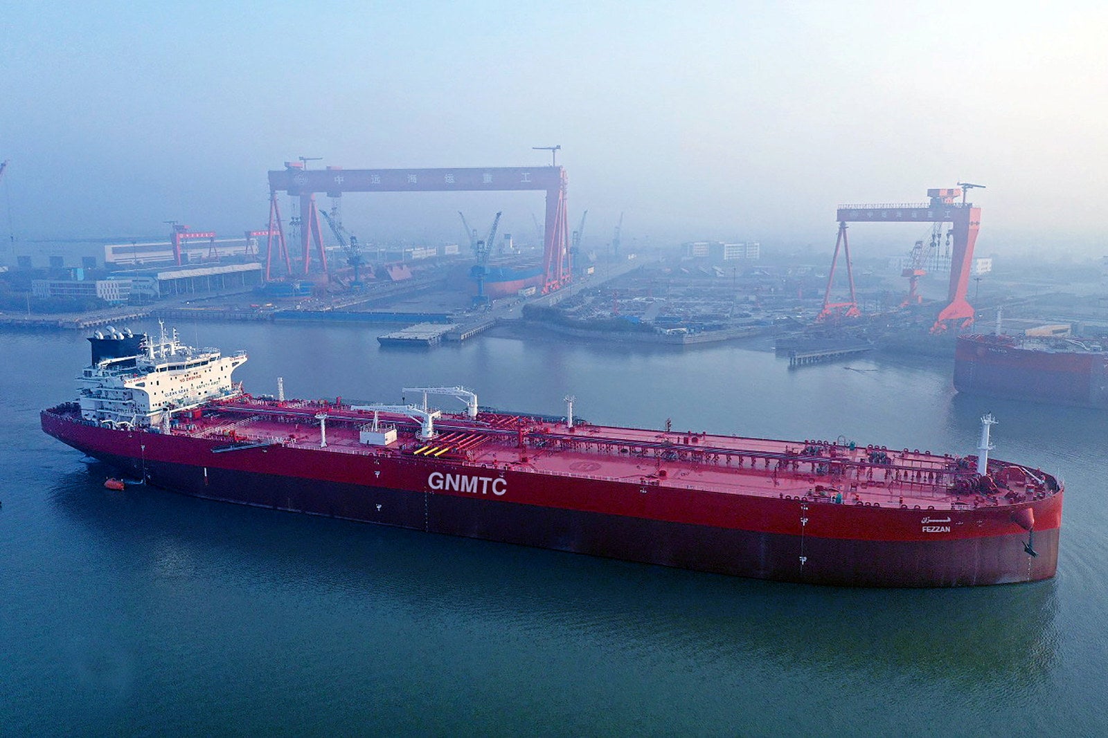 Product tanker rates hold at healthy levels on high refinery margins