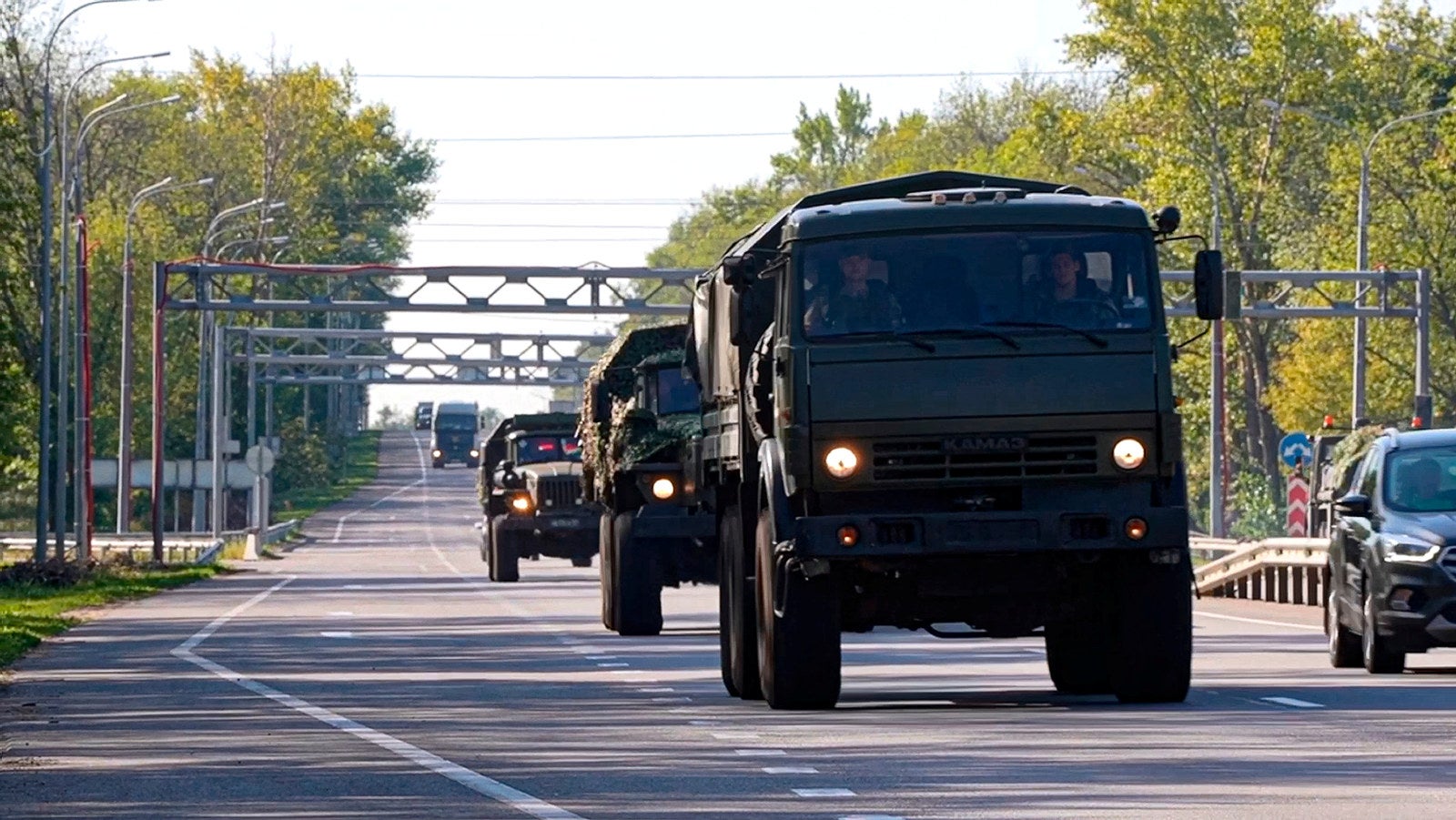 Russia bumps up gas supplies to Europe via Ukraine as risks of ...