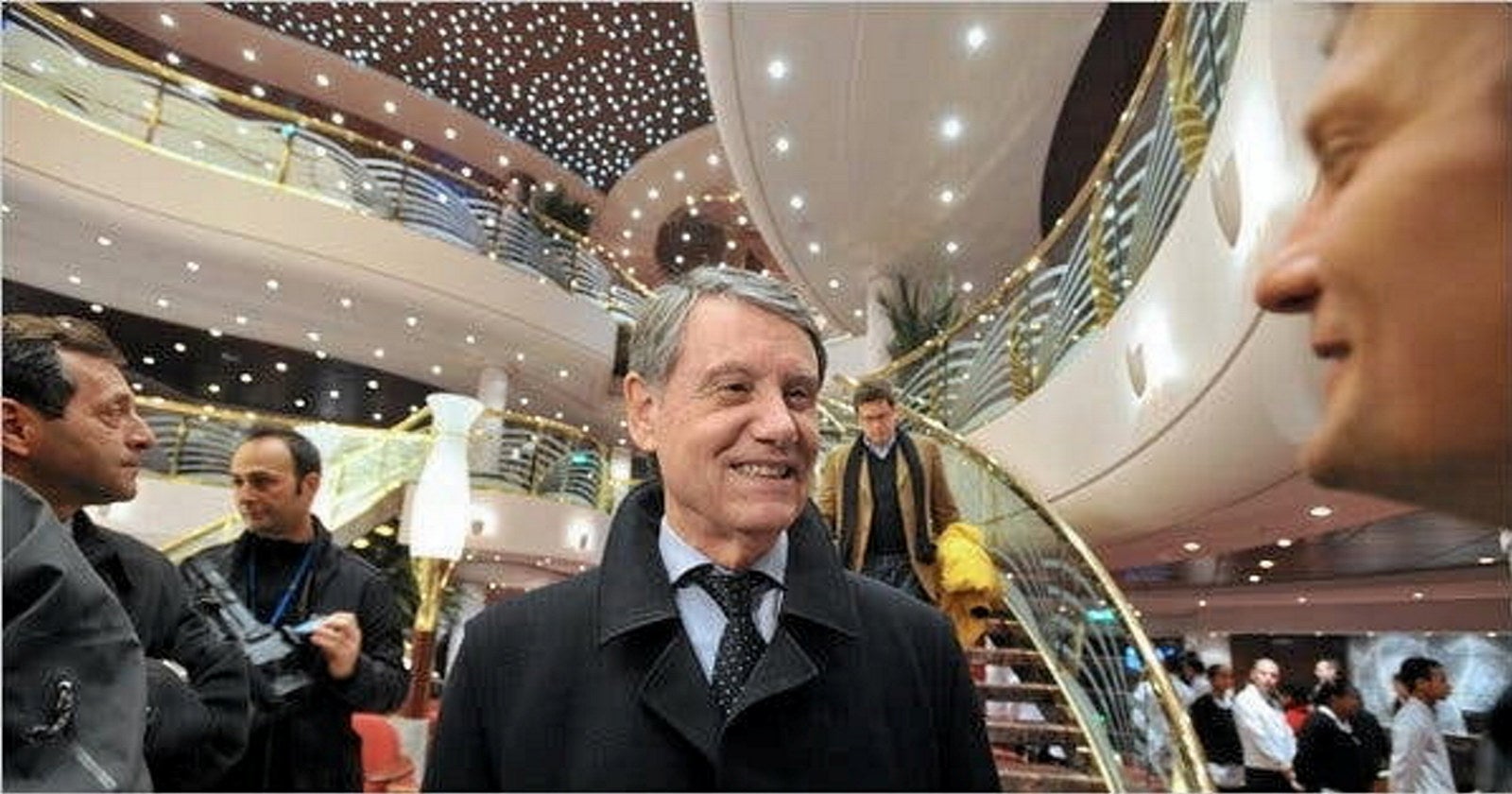 Aponte bucks trend of suffering billionaires as fortune swells by $14.4bn
