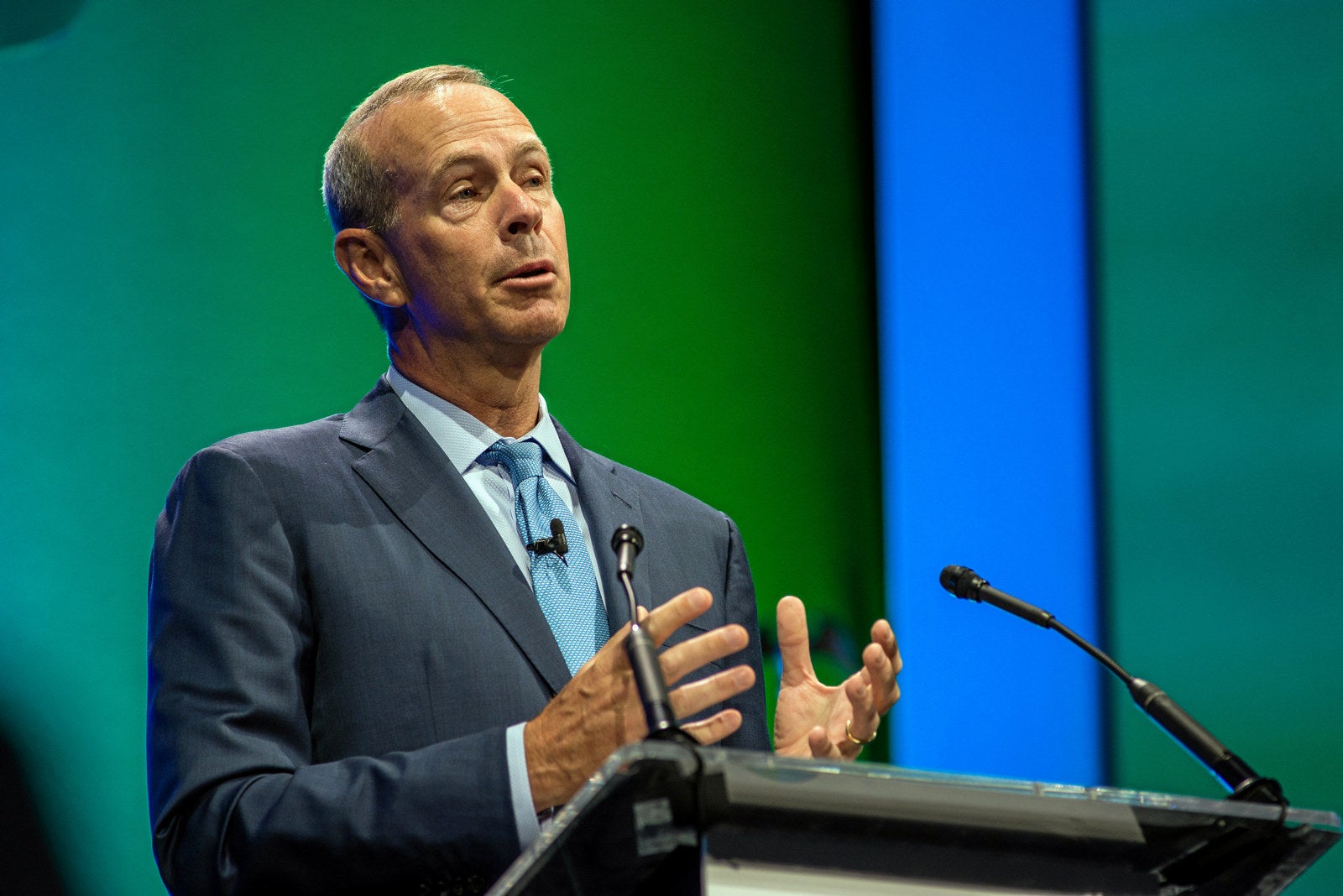 Chevron spotlights its energy transition plans, sees renewable gas and ...
