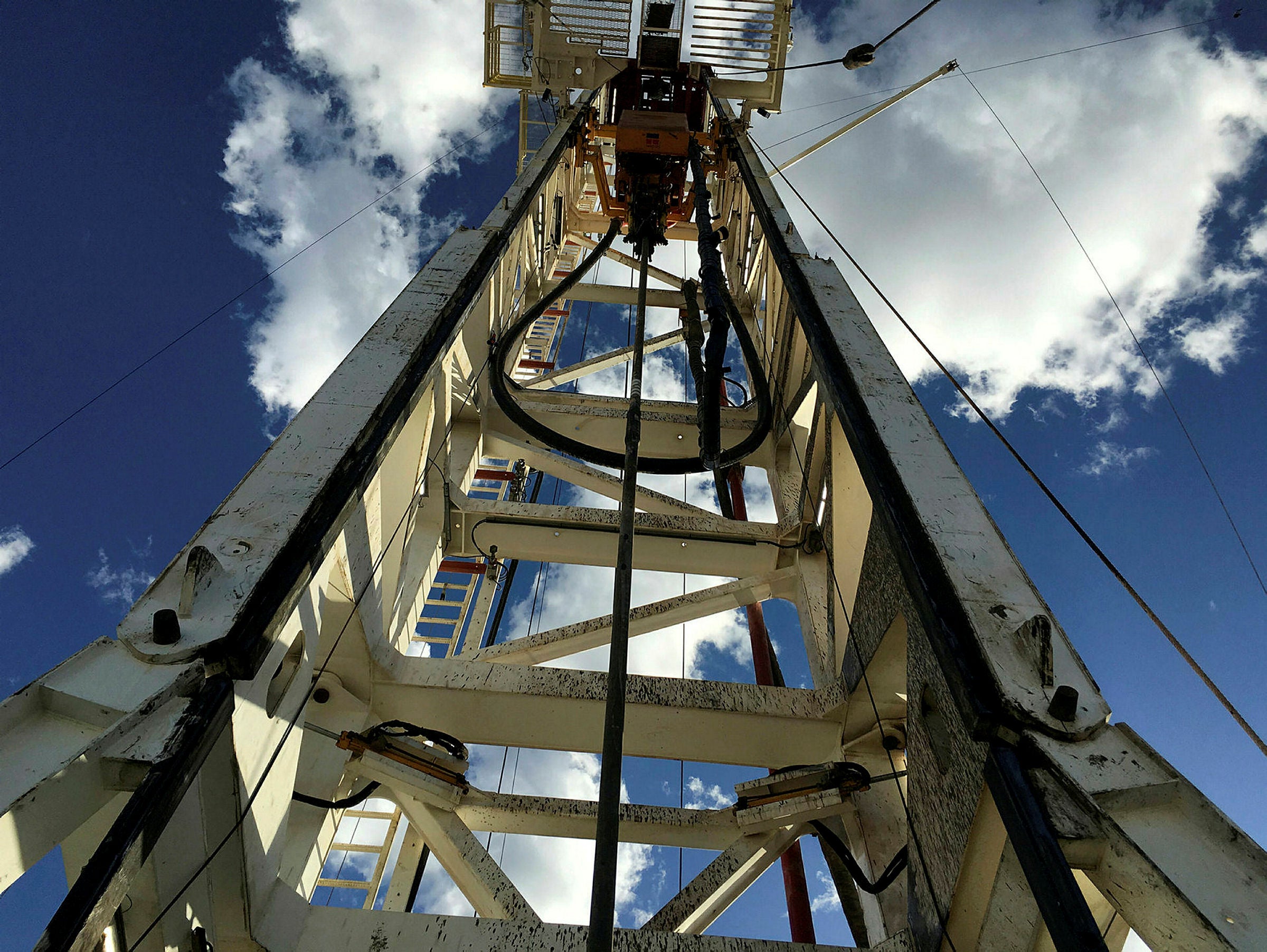 Saudi Aramco extends ADES rig deal | Upstream