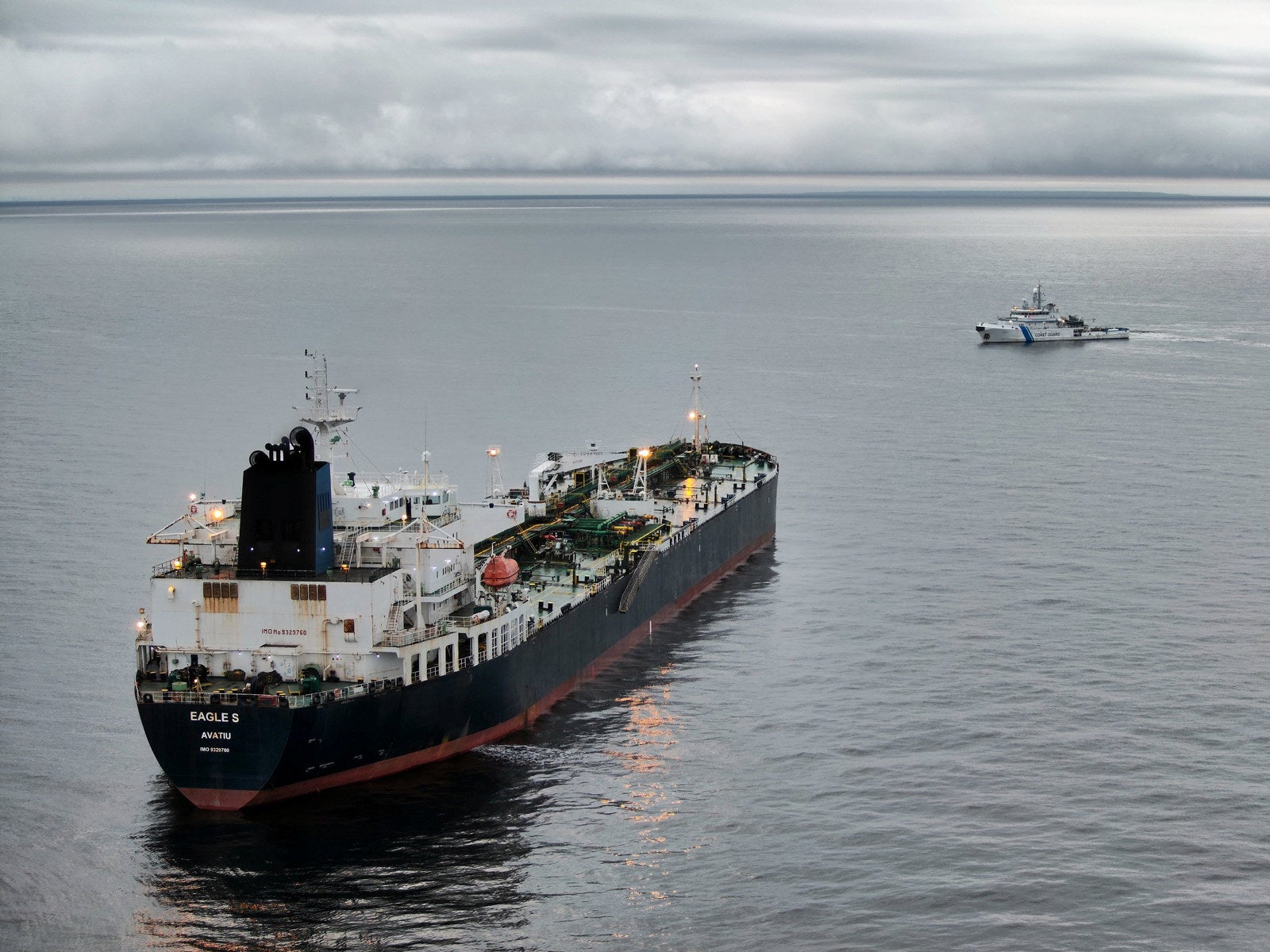 Police probing dark fleet ship in Baltic sabotage slap travel ban on crew