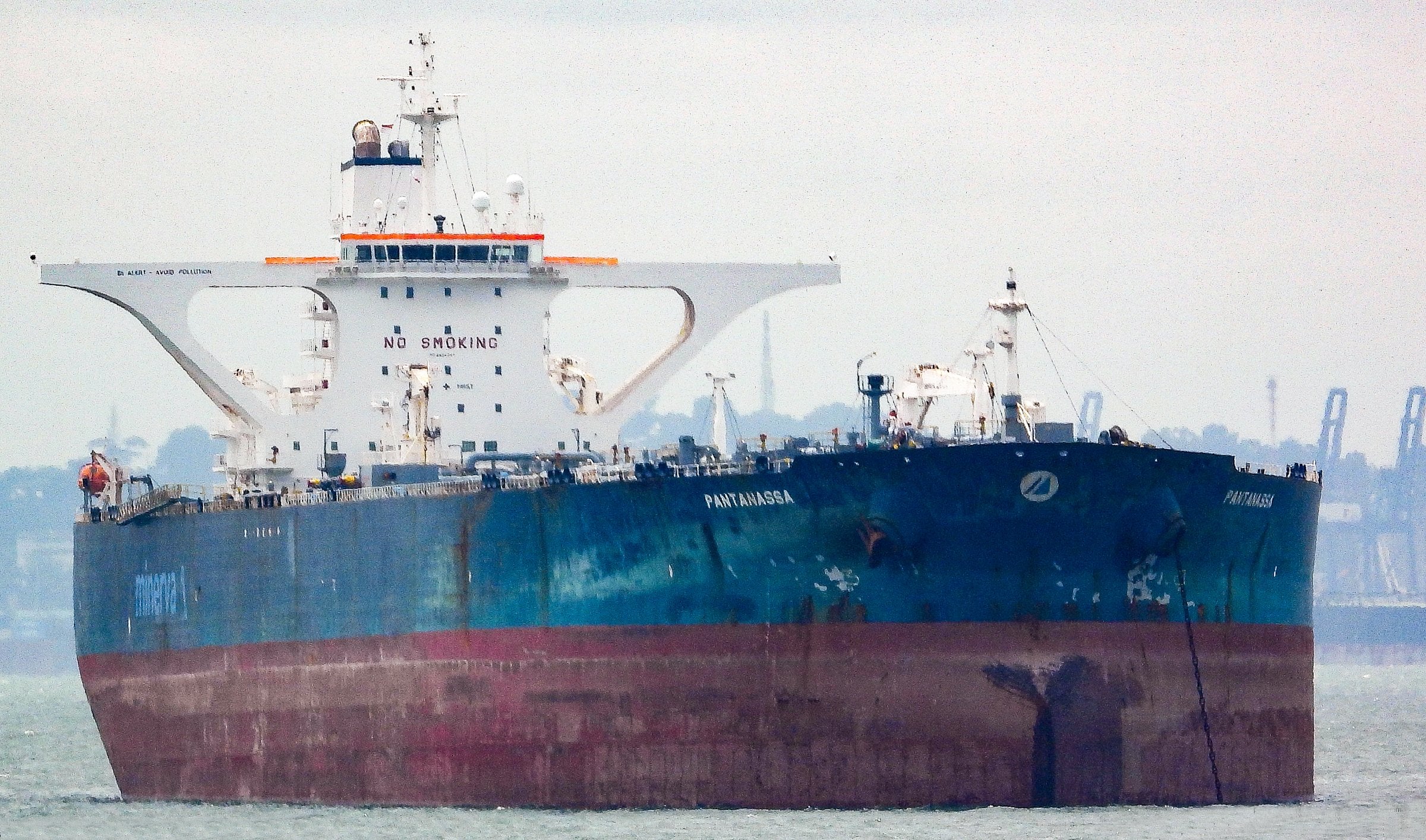 Greek giants snare huge Red Sea VLCC rates as Middle East dislocation drags on