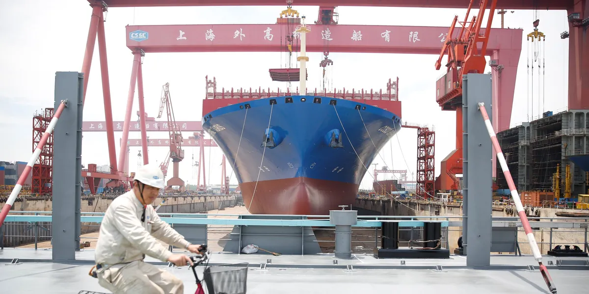 Greek Shipping Giant Chandris (Hellas) Makes Strategic Move with Suezmax Newbuilding Deal in China