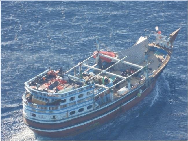Firefight off Somalia as ship attacked by armed men on fishing boat