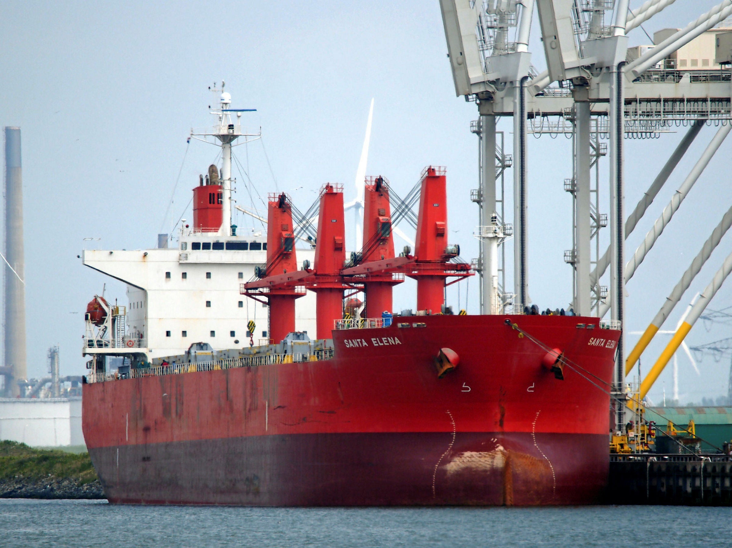 Greeks big and small pile into supramax tonnage