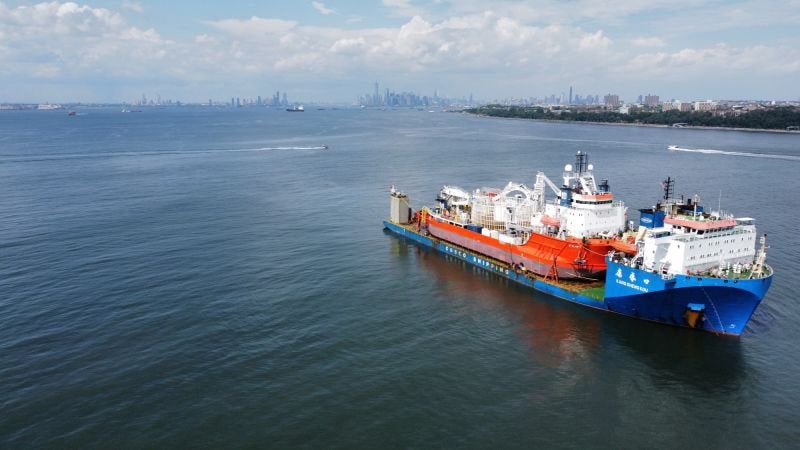 Chinese player orders new semisub heavylift vessel | Upstream