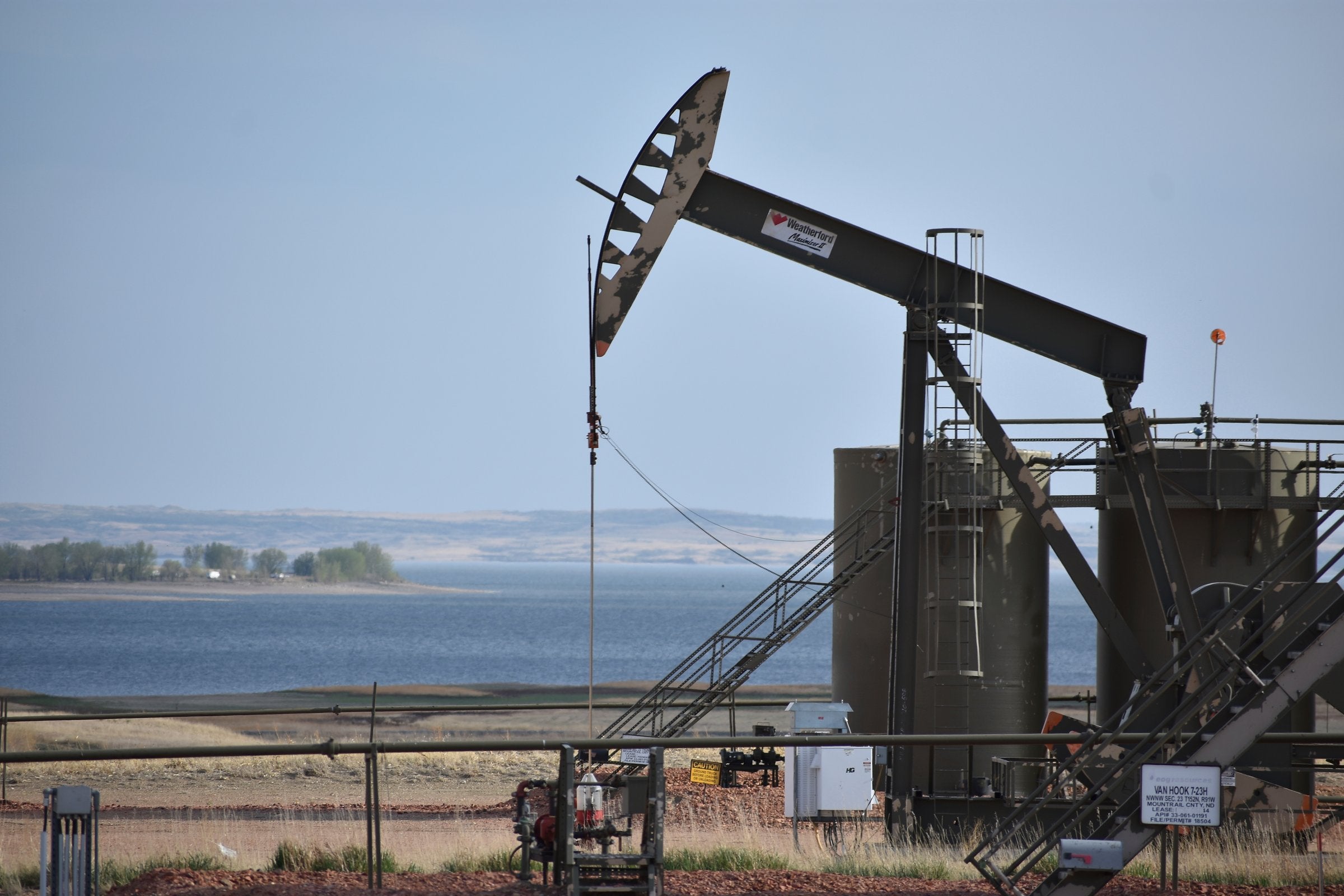 US oil production hits record as global stockpiles continue to build |  Upstream