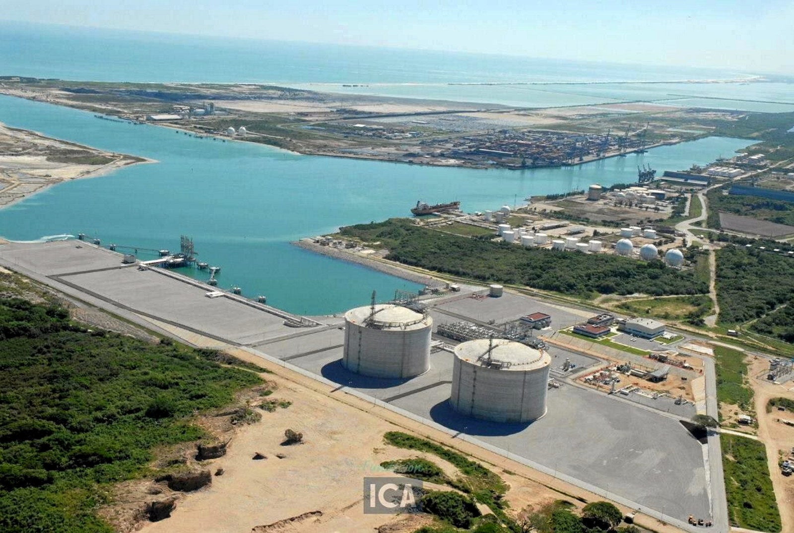 New Fortress plans to flip Mexican LNG terminal to export plant with ...